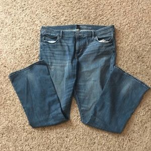 Women’s GAP baby boot jeans